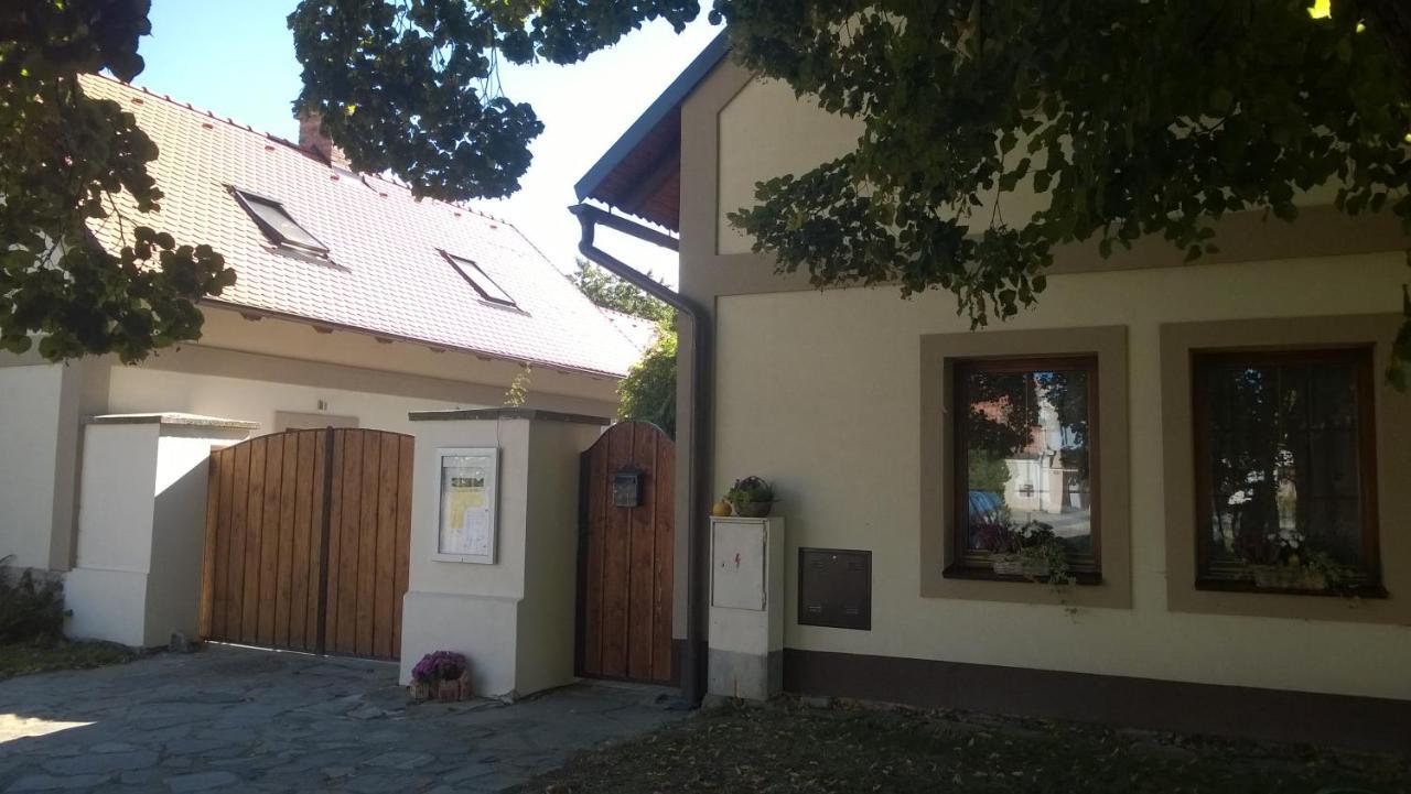 Penzion U Kovare Kutna Hora Exterior photo